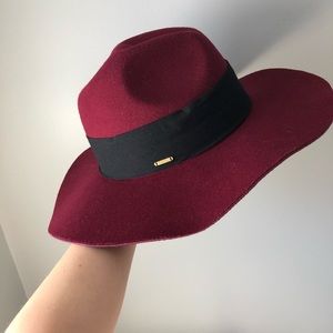 Wide brim Fedora Hat